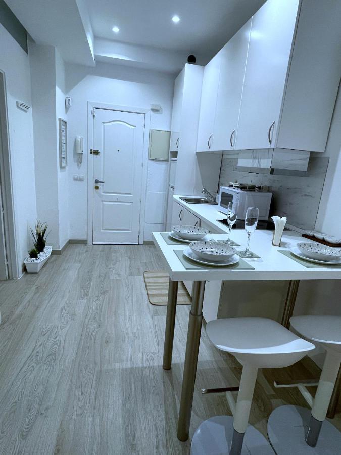 Precioso Apartamento Cerca De La Playa. Apartment Benalmadena Bagian luar foto