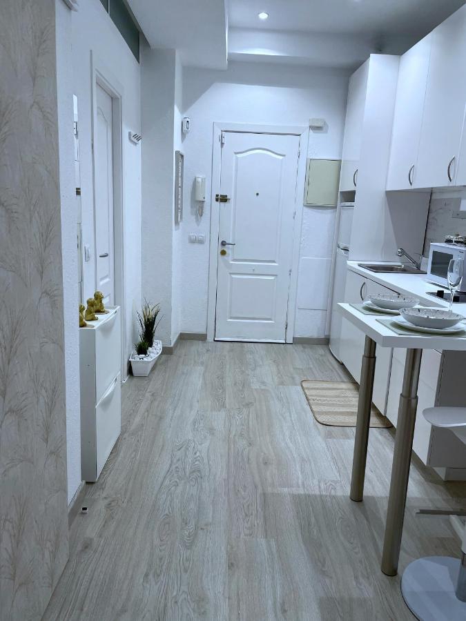 Precioso Apartamento Cerca De La Playa. Apartment Benalmadena Bagian luar foto